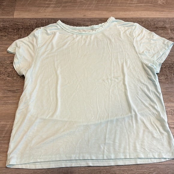 AE soft & sexy tee - Picture 2 of 8